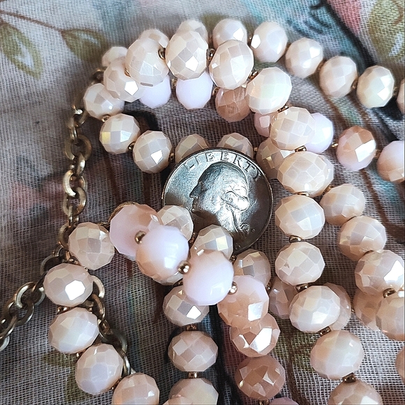 Twisted 3 Strand Faceted Opaque Pinkish Peach Opaline Glass Bead Beaded Bracelet - Picture 8 of 9